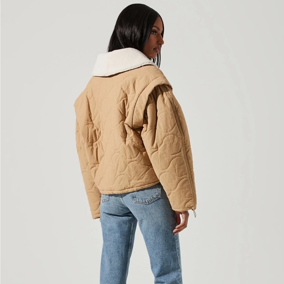 NWOT Astr The Label NADINE QUILTED FAUX SHEARLING JACKET KHAKI - Picture 2 of 10